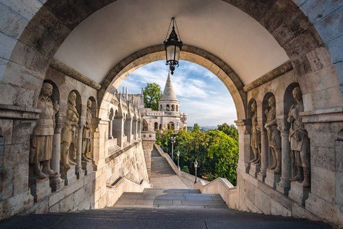 FISHERMEN’S BASTION OF BUDAPEST Fischerbastei Budapest