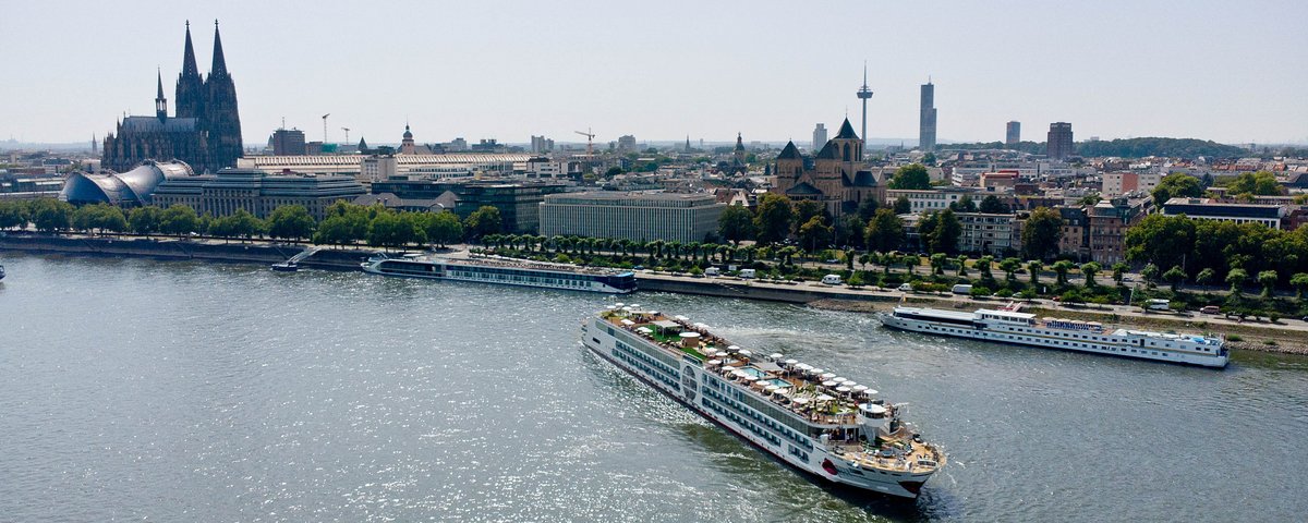 Vessels on the Rhine 0